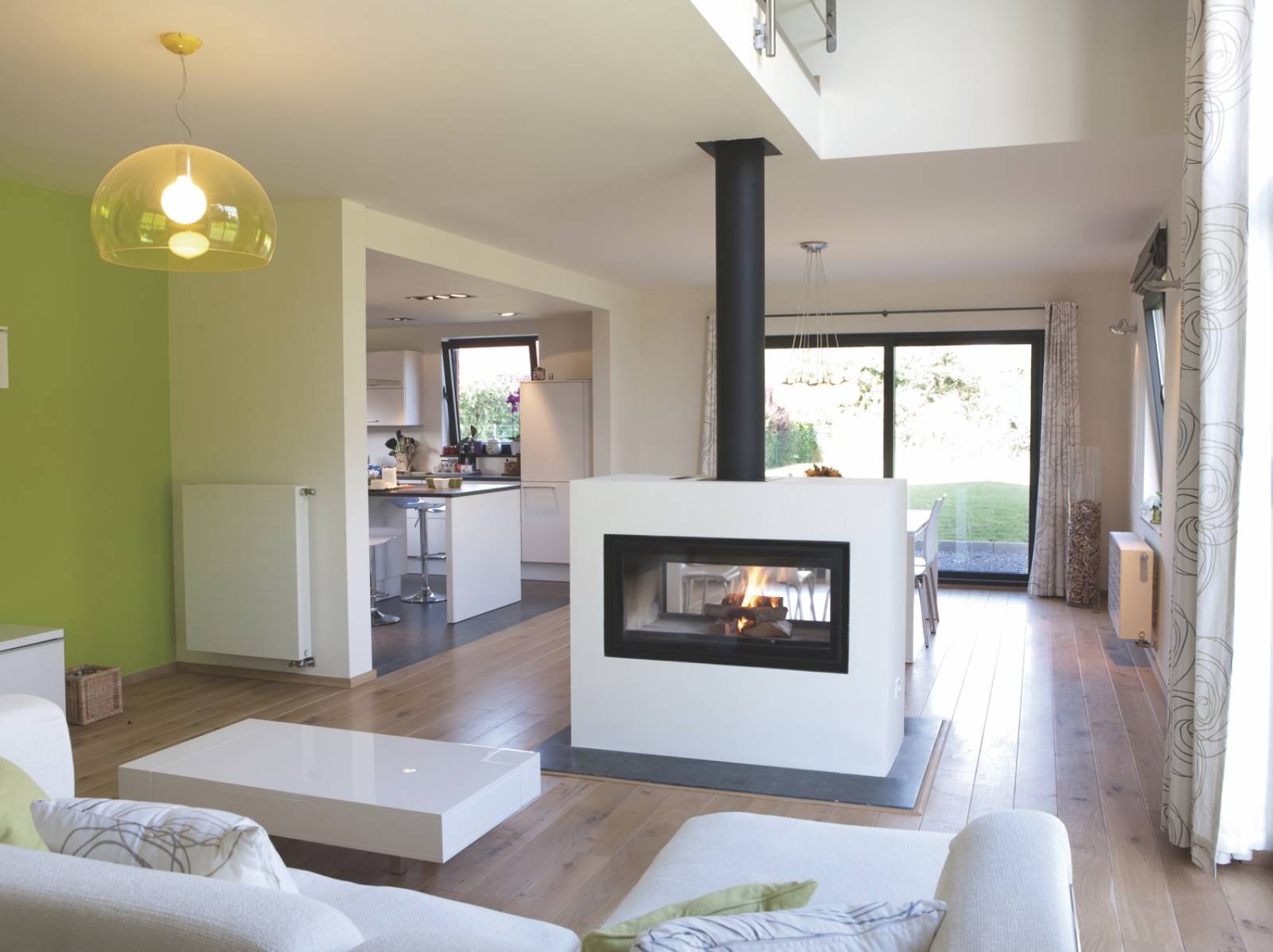 Pose d’un conduit adapté pour une évacuation sécurisée et performante des fumées.