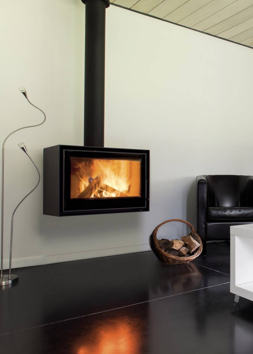 cheminé suspendu avec large vision du feu Libourne et st Sulpice